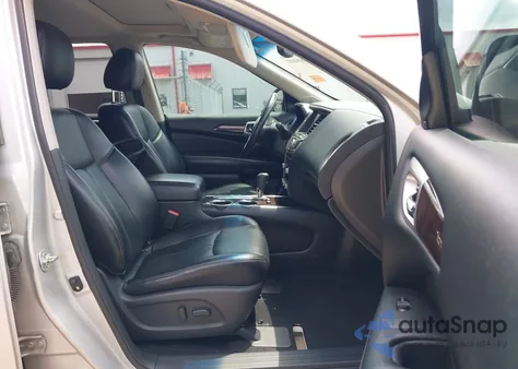 2015 Nissan Pathfinder Platinum z USA, uszkodzony, nr VIN 5N1AR2MN9FC682780